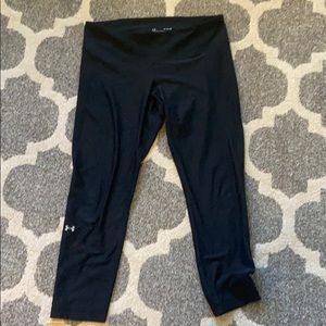 Under Armour workout ankle leggings.  Size XL.